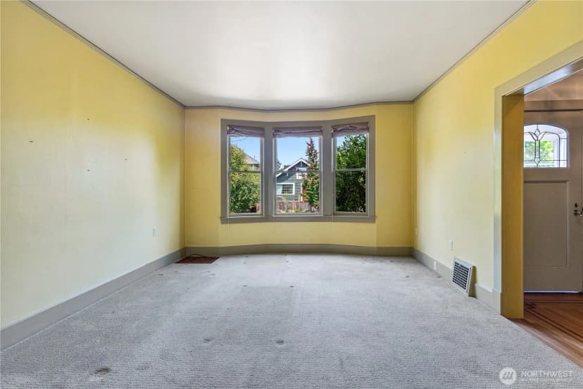 Property photo for 747 N 73rd Street, Seattle photo 8