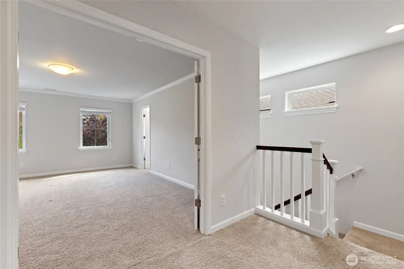 Property photo for 8442 Ne 203rd Place, Bothell photo 18