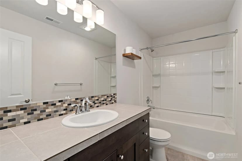 Property photo for 8442 Ne 203rd Place, Bothell photo 28