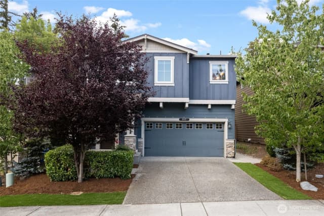 Property photo for 8442 Ne 203rd Place, Bothell photo 2