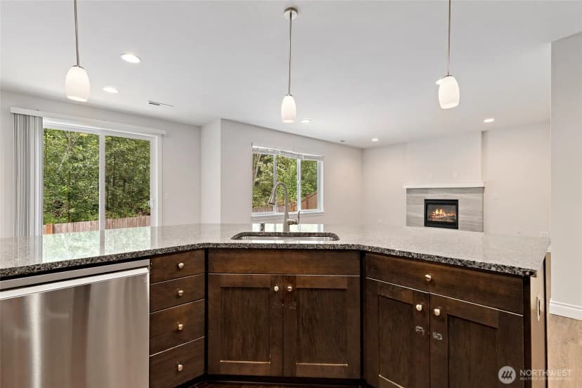 Property photo for 8442 Ne 203rd Place, Bothell photo 14