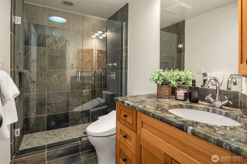 Property photo for 821 4th Street, Kirkland photo 25