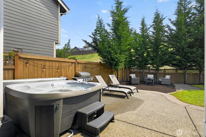 Property photo for 27476 254th Way Se, Maple Valley photo 37