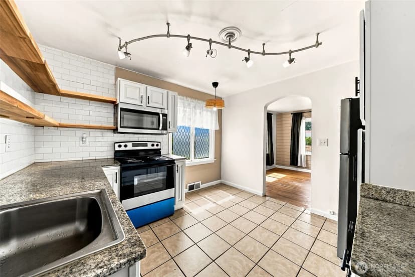 Property photo for 116 M Street Ne, Auburn photo 3