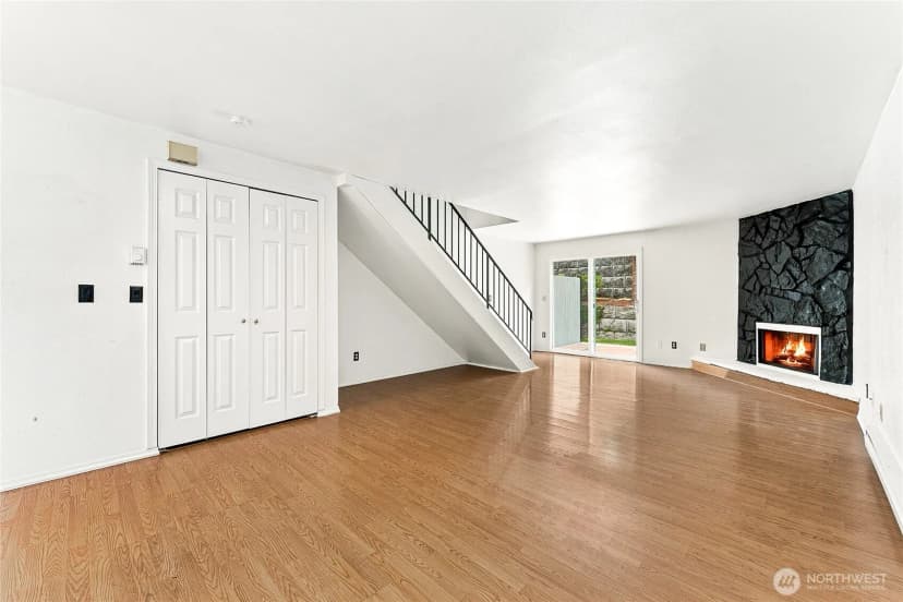 Property photo for 1040 S 320th Street #36, Federal Way photo 9