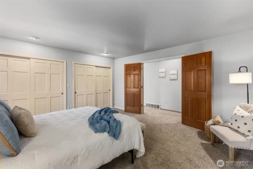 Property photo for 408 Sw 336th Court, Federal Way photo 19