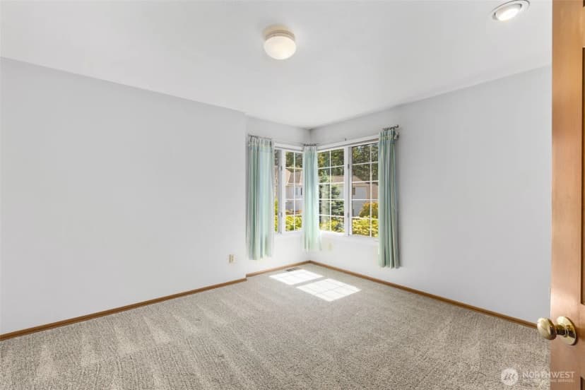 Property photo for 408 Sw 336th Court, Federal Way photo 23