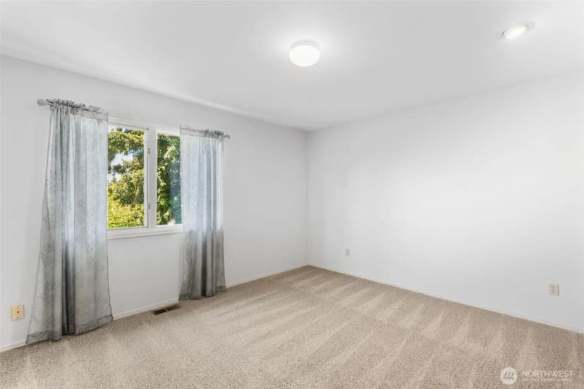 Property photo for 408 Sw 336th Court, Federal Way photo 25