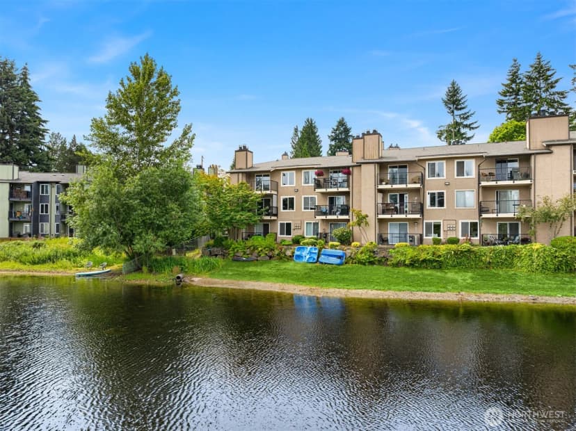 Property photo for 323 75th Street Se #c66, Everett photo 26