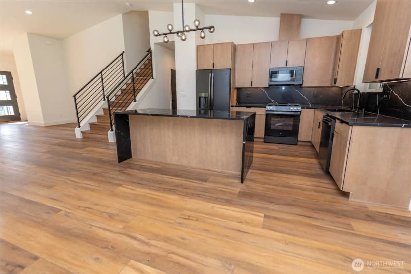 Property photo for 9060 Seamist Lane, Blaine photo 10