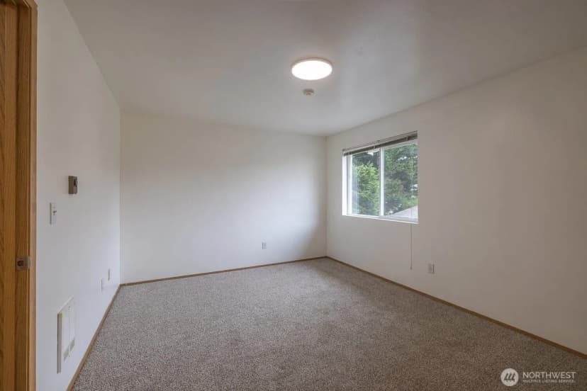 Property photo for 5010 168th Street Sw #e, Lynnwood photo 25