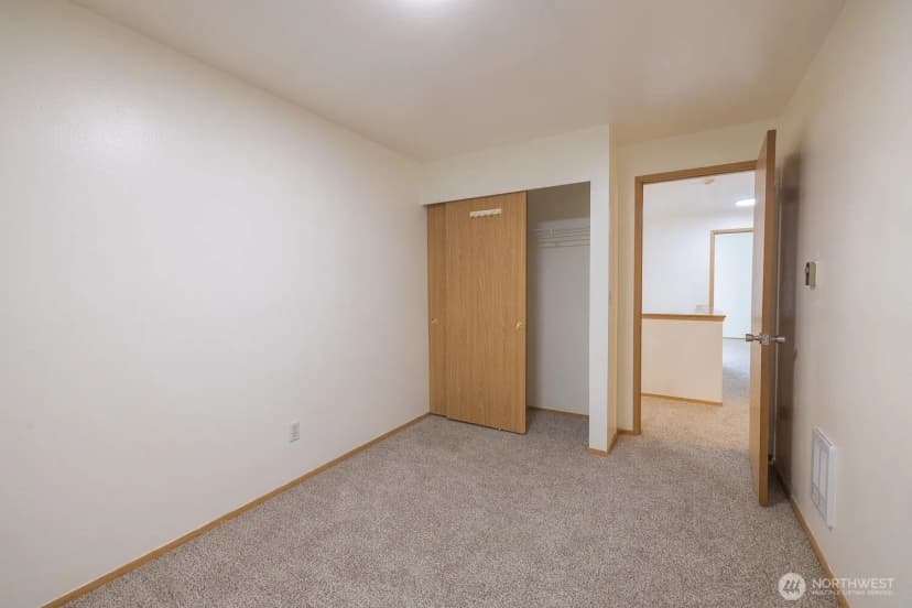 Property photo for 5010 168th Street Sw #e, Lynnwood photo 20