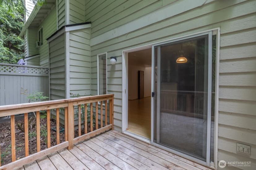 Property photo for 5010 168th Street Sw #e, Lynnwood photo 29