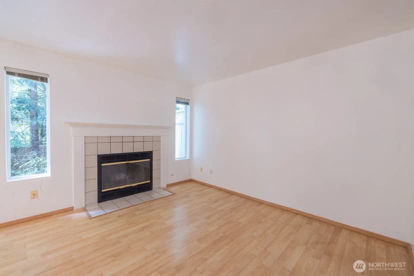 Property photo for 5010 168th Street Sw #e, Lynnwood photo 14