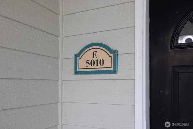 Property photo for 5010 168th Street Sw #e, Lynnwood photo 3
