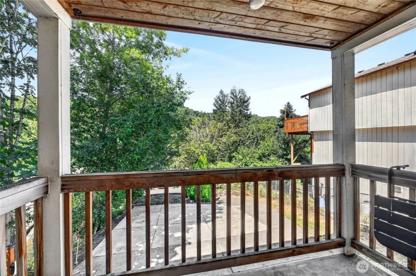 Property photo for 6704 23rd Avenue Sw, Seattle photo 27