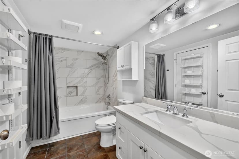 Property photo for 6704 23rd Avenue Sw, Seattle photo 26