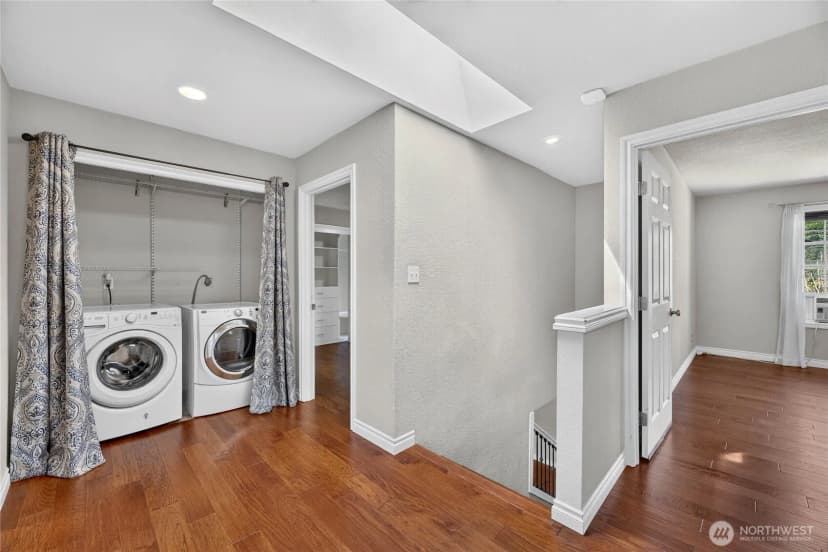 Property photo for 6704 23rd Avenue Sw, Seattle photo 18