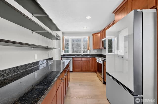 Property photo for 6704 23rd Avenue Sw, Seattle photo 5