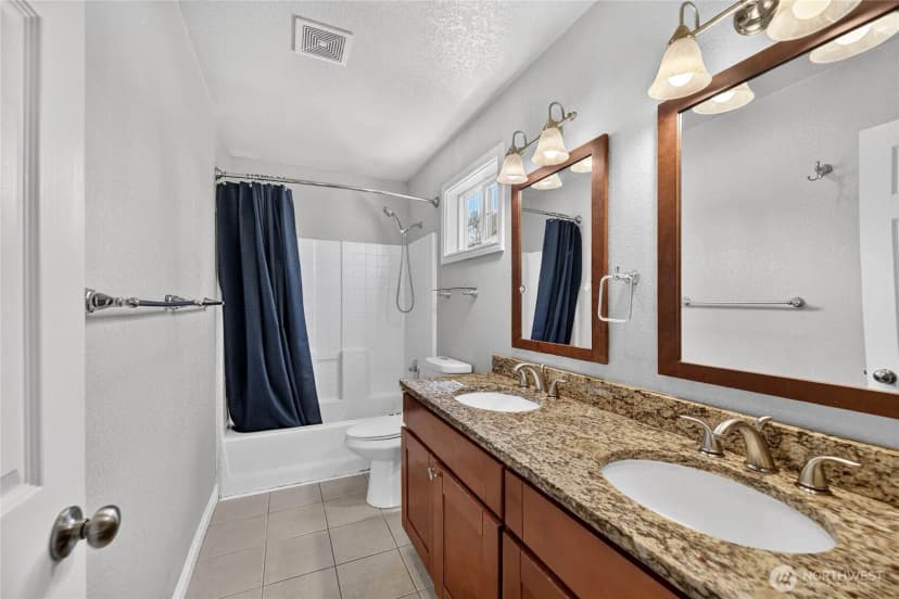 Property photo for 6704 23rd Avenue Sw, Seattle photo 15