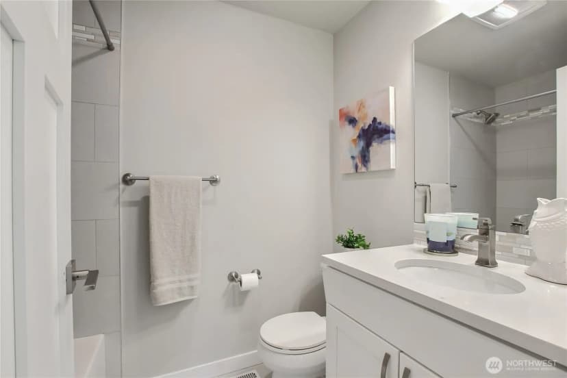 Property photo for 2025 Edmonds Avenue Ne, Renton photo 24