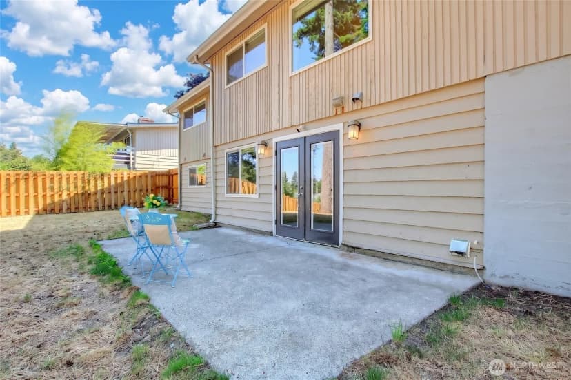 Property photo for 2025 Edmonds Avenue Ne, Renton photo 27