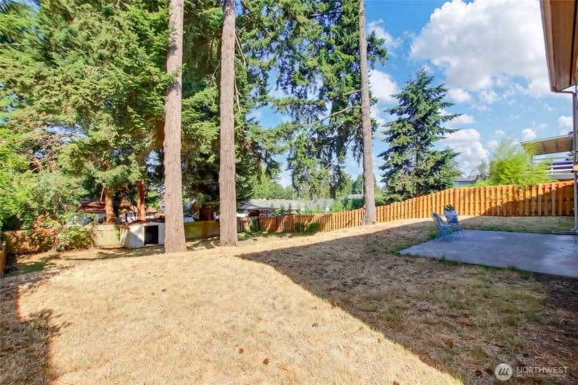 Property photo for 2025 Edmonds Avenue Ne, Renton photo 33