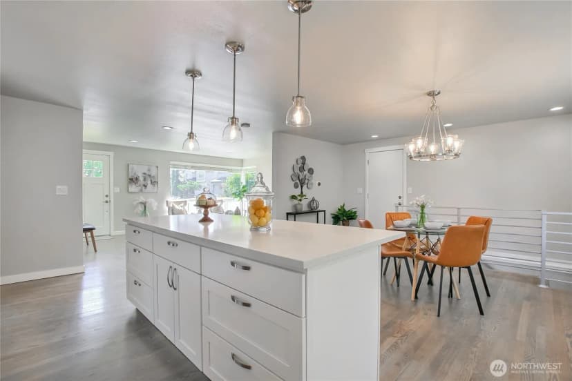 Property photo for 2025 Edmonds Avenue Ne, Renton photo 13