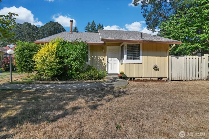 Property photo for 4936 Cottage Lane Se, Lacey photo 2