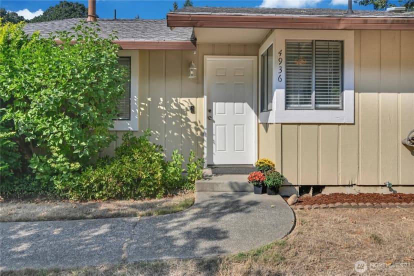 Property photo for 4936 Cottage Lane Se, Lacey photo 4