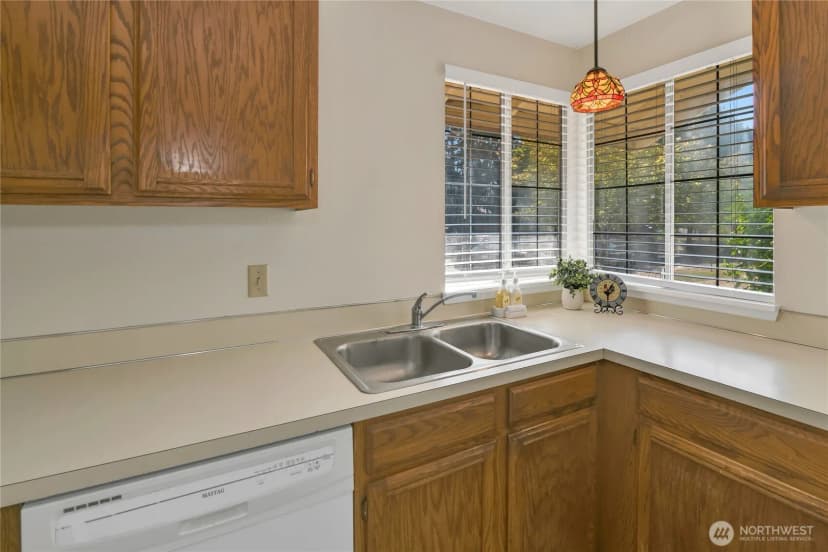 Property photo for 4936 Cottage Lane Se, Lacey photo 12
