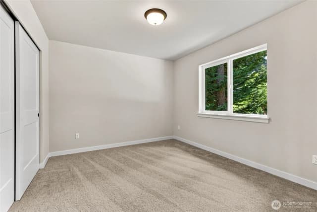 Property photo for 18042 Highland Court Se, Yelm photo 5