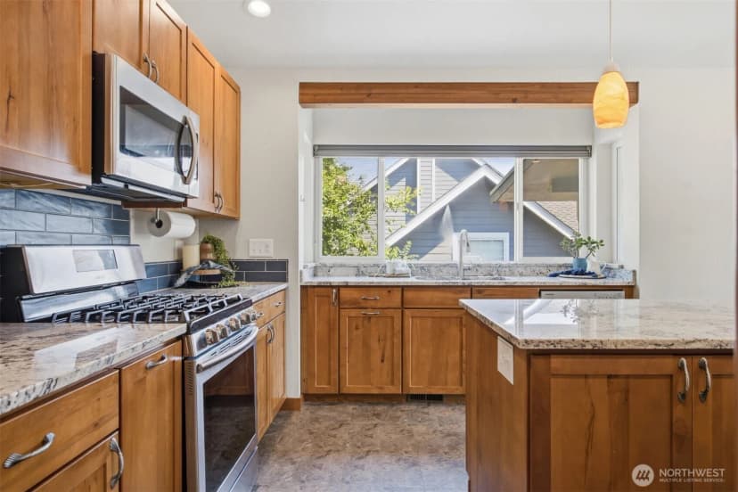 Property photo for 4215 Northridge Way, Bellingham photo 16