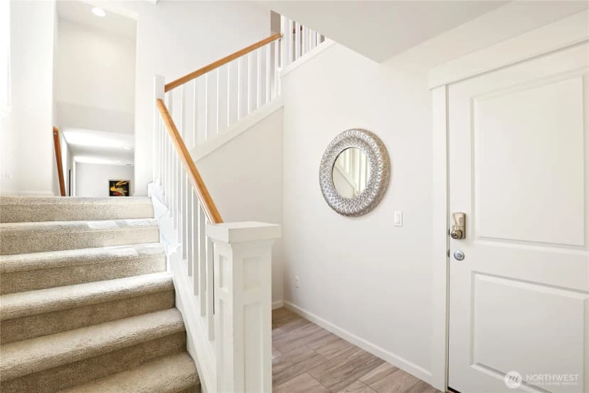 Property photo for 10922 Ne 194th Drive, Bothell photo 3