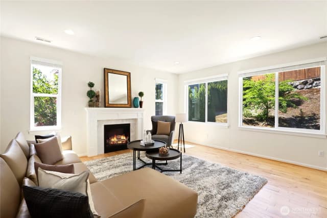 Property photo for 10922 Ne 194th Drive, Bothell photo 5