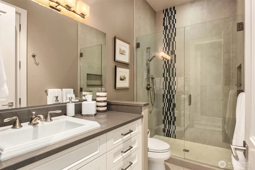 Property photo for 10410 Ne 58th Street, Kirkland photo 31