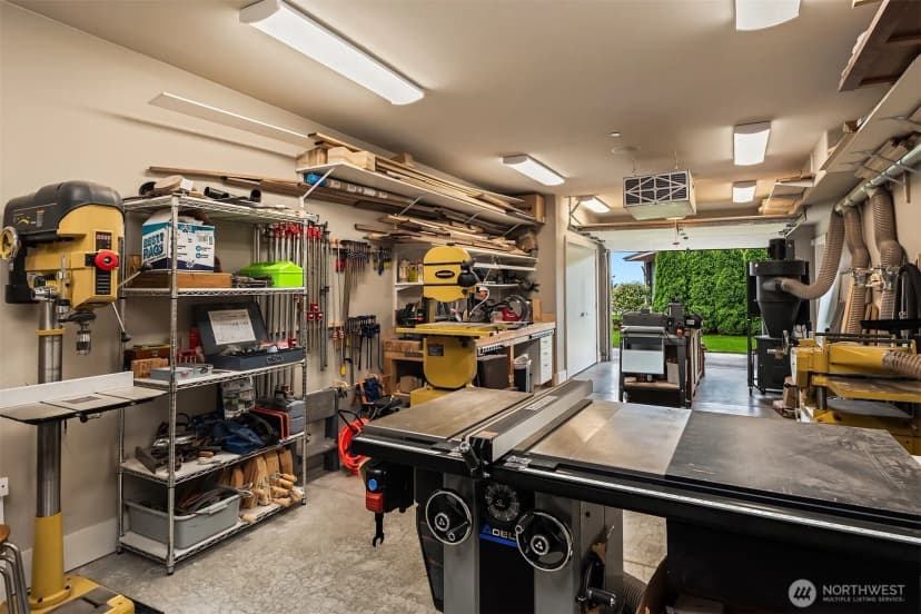 Property photo for 10410 Ne 58th Street, Kirkland photo 36