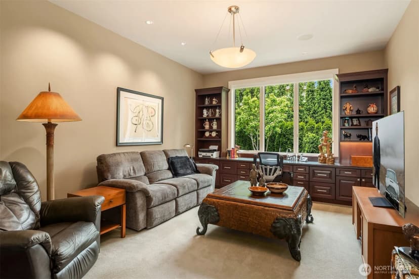Property photo for 10410 Ne 58th Street, Kirkland photo 22