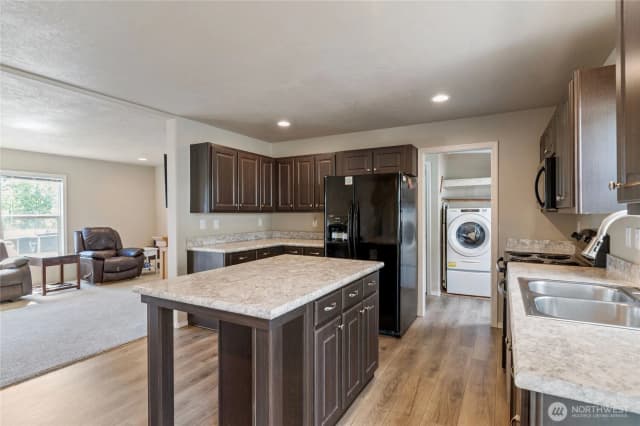 Property photo for 5219 5th Street, Bremerton photo 3