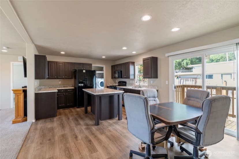 Property photo for 5219 5th Street, Bremerton photo 4