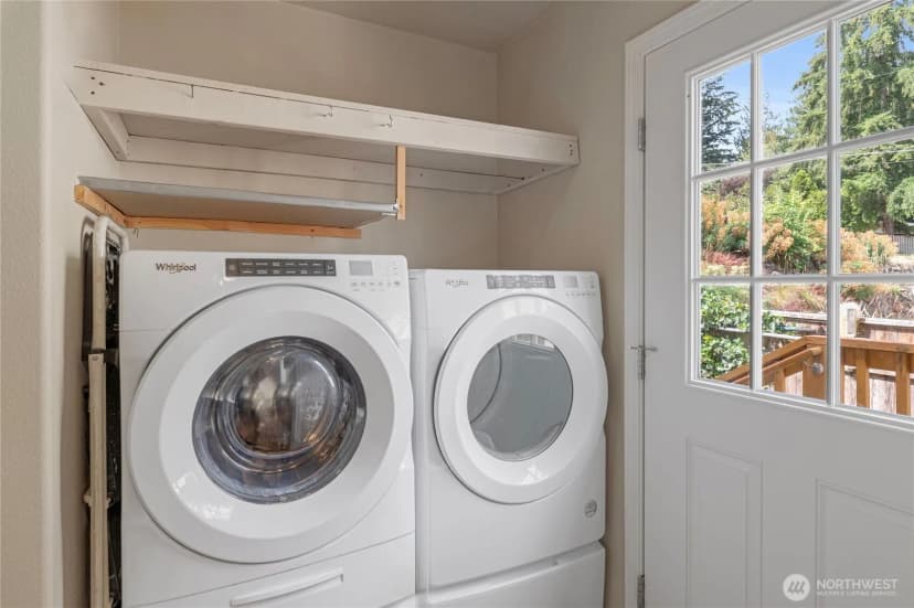 Property photo for 5219 5th Street, Bremerton photo 17