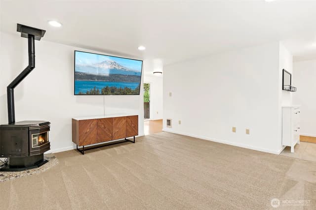 Property photo for 17330 426th Avenue Se, North Bend photo 4