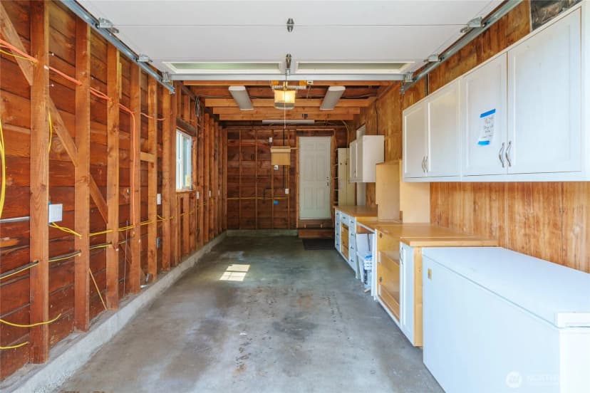 Property photo for 7025 25th Avenue Ne, Seattle photo 28