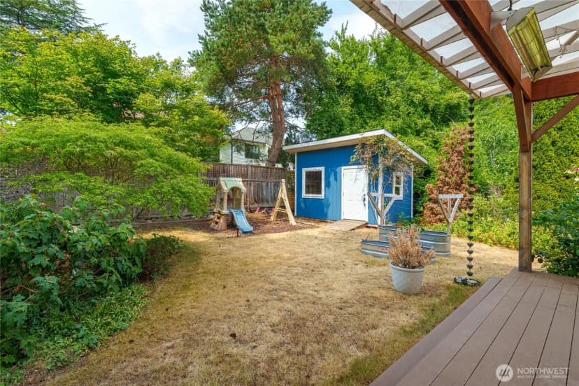 Property photo for 7025 25th Avenue Ne, Seattle photo 22