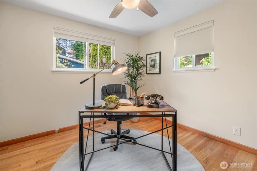 Property photo for 7025 25th Avenue Ne, Seattle photo 16