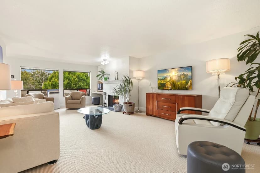 Property photo for 1130 5th Avenue S #201, Edmonds photo 5