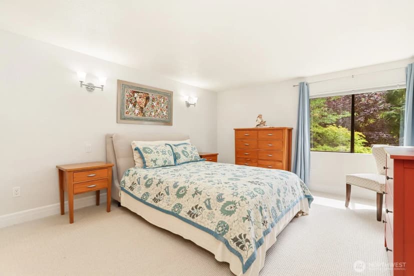 Property photo for 1130 5th Avenue S #201, Edmonds photo 12
