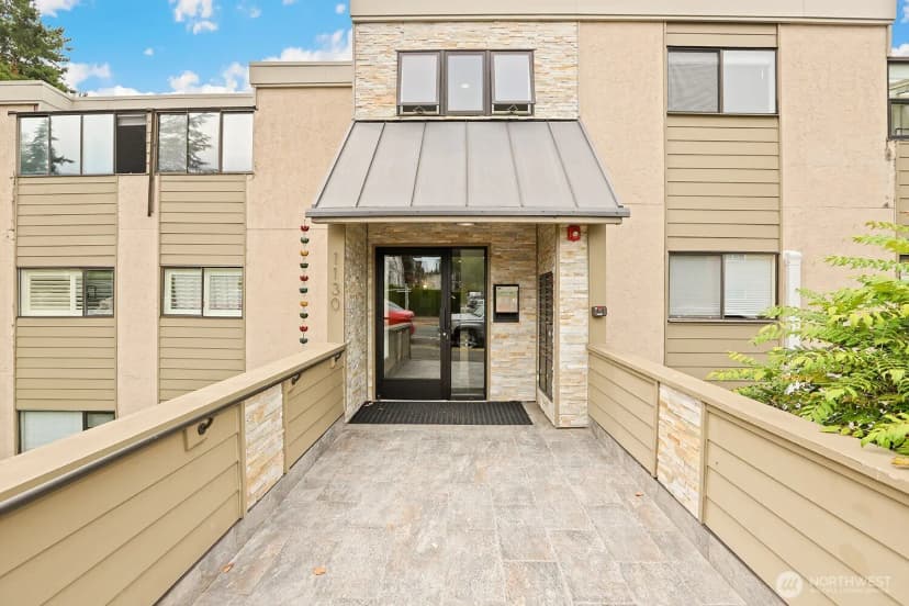 Property photo for 1130 5th Avenue S #201, Edmonds photo 3