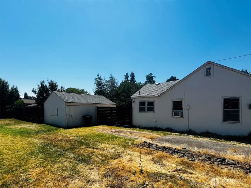 Property photo for 714 E Tietan, Walla Walla photo 19