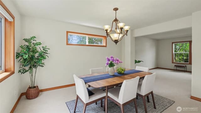 Property photo for 324 Quincy Avenue Ne, Renton photo 4